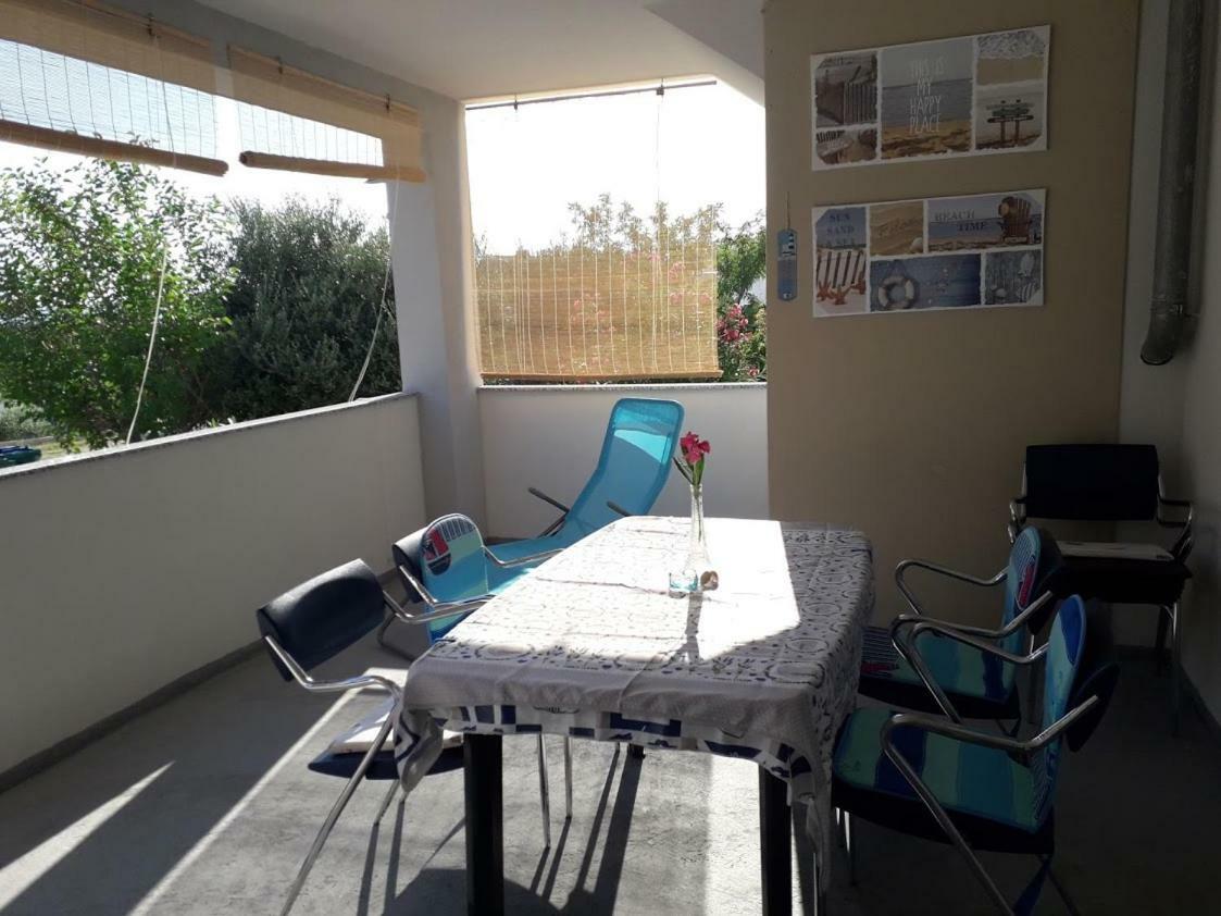 Apartamento Luciana Povljana Exterior foto